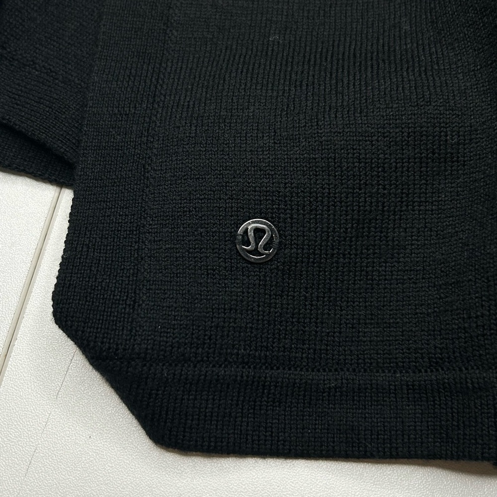 Lululemon Womens All In A Day Hooded Poncho One Size Black 100% Merino Wool Cozy - Picture 10 of 12